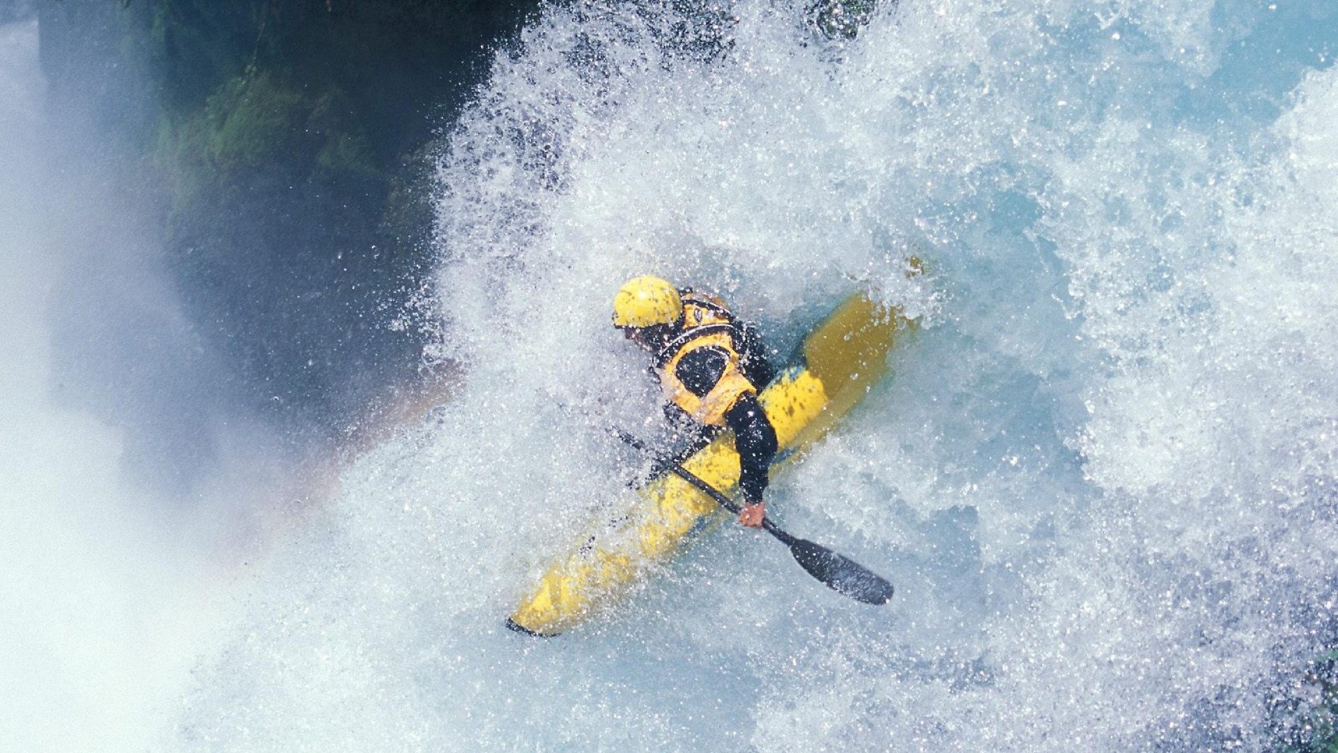 开云体育博彩-裁判判伊朗球员越位，他说“我滑出去的！”，伊朗踢中国把球停在球门口